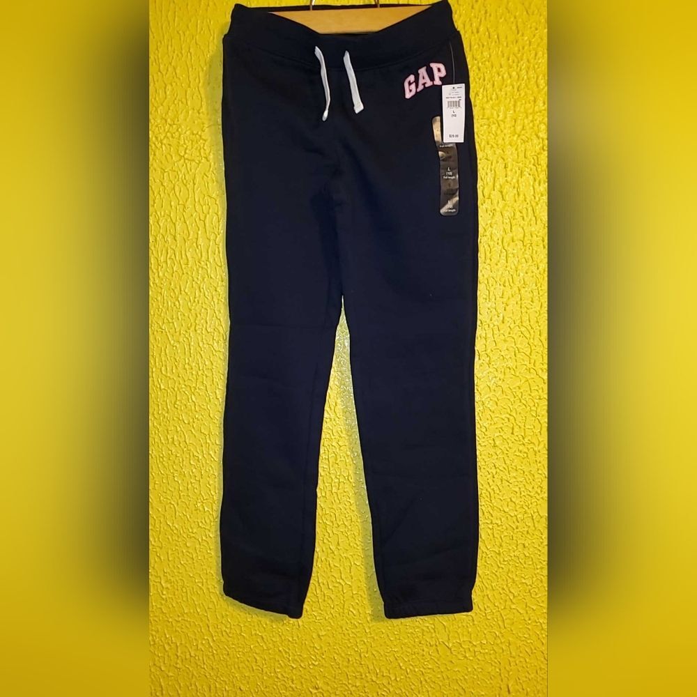 NWT Kids Gap Logo Sweatpants Size 10/Large Girls